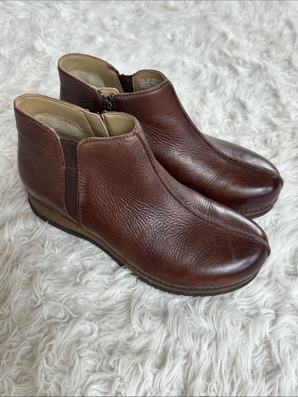 Dansko Makara brown leather ankle boots 37